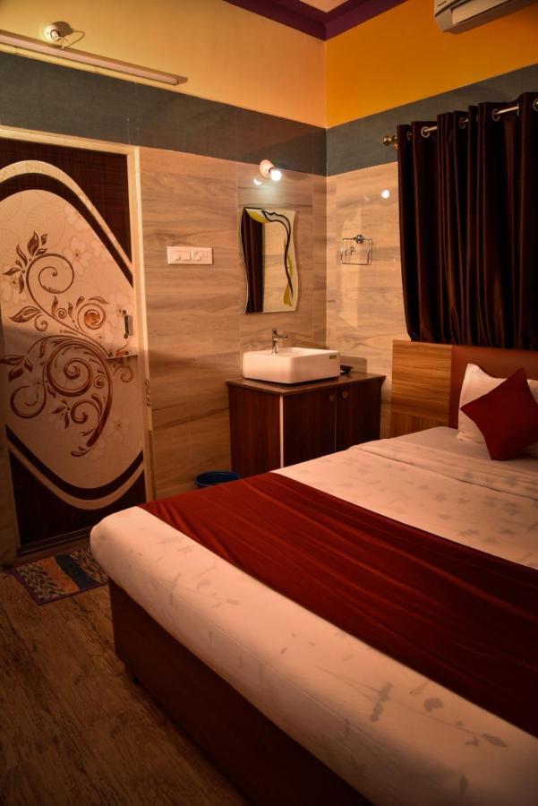 Sree Varada International Gokarna  Exterior photo